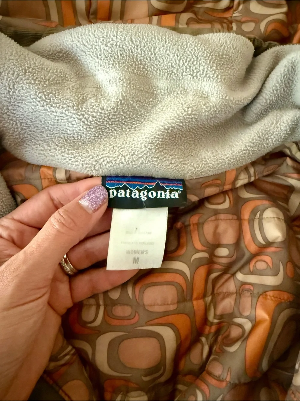 Twilight Bella Swan Patagonia Rubicon Jacket Baseball Scene Brown Size Medium - Picture 8 of 15